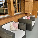 Appartement 3 Bedroom Modern Alpine Escape Chateau-d'Oex