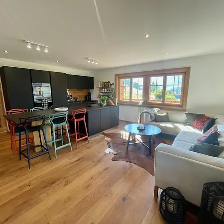 3 Bedroom Modern Alpine Escape Appartamento *