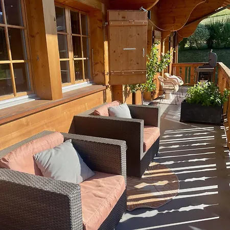 Appartamento 3 Bedroom Modern Alpine Escape *