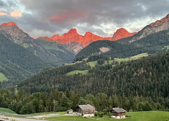 3 Bedroom Modern Alpine Escape Lejlighed