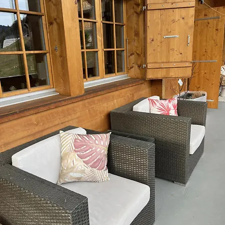 Apartment 3 Bedroom Modern Alpine Escape Chateau-d'Oex