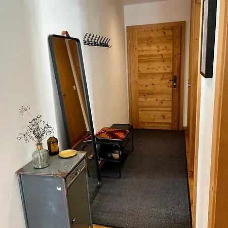 Apartment 3 Bedroom Modern Alpine Escape
