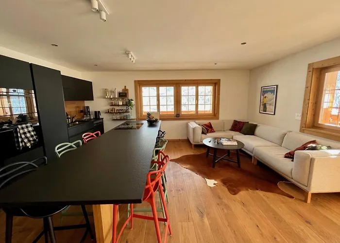 3 Bedroom Modern Alpine Escape Chateau-d'Oex