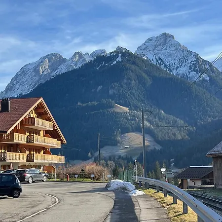 3 Bedroom Modern Alpine Escape