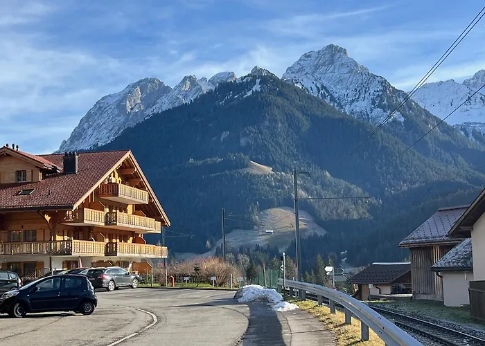 3 Bedroom Modern Alpine Escape